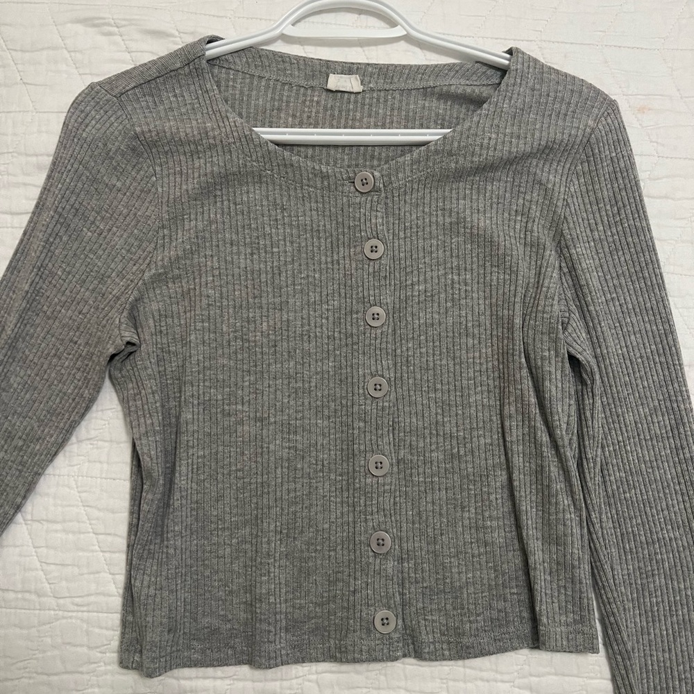 aritzia button down sweater